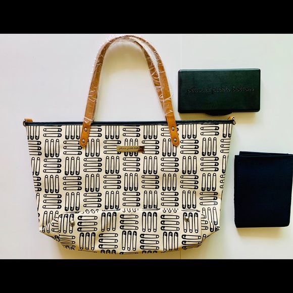 🌟Petunia Pickle Bottom Diaper Tote Bag - Picture 8 of 8